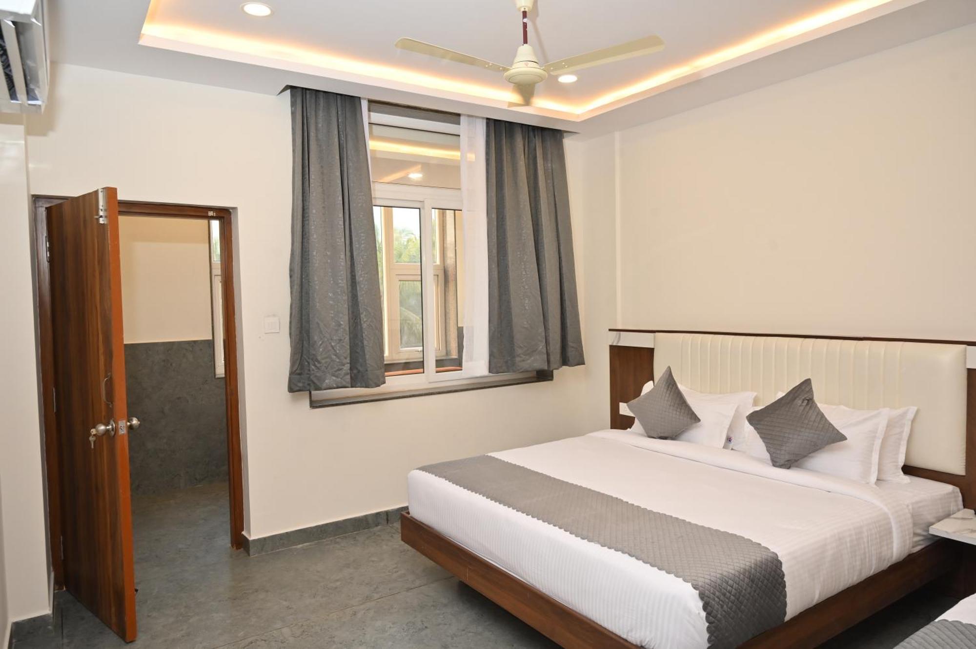 Hotel Shri Devi Comforts Inn Bhatkal Luaran gambar