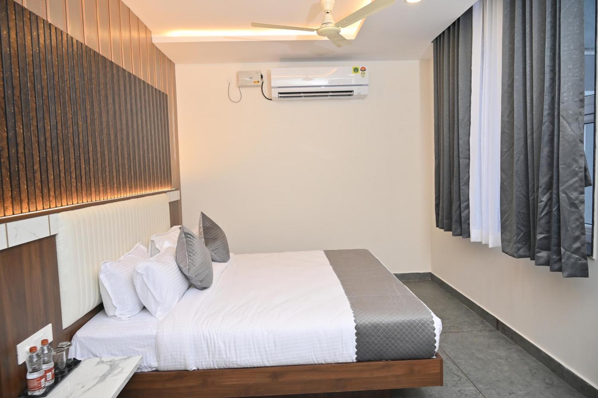 Hotel Shri Devi Comforts Inn Bhatkal Luaran gambar