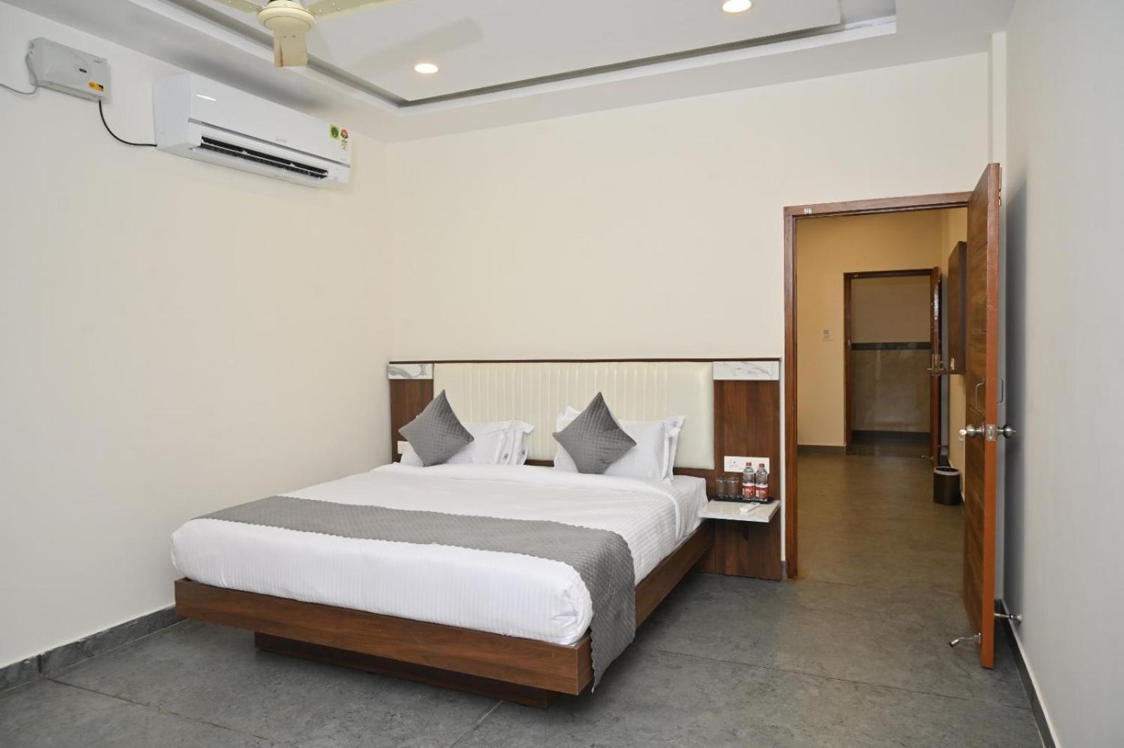 Hotel Shri Devi Comforts Inn Bhatkal Luaran gambar